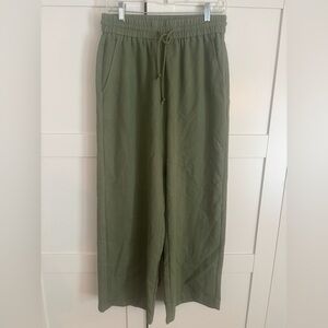 NWT Halara High Waisted Drawstring Wide Leg Green Size Medium Travel Casual